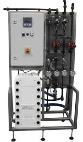Veolia MK-3MiniHTTM: 小規模な用途のための化学物質のない超純水