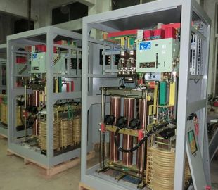 250 KVAの自動電圧調整器